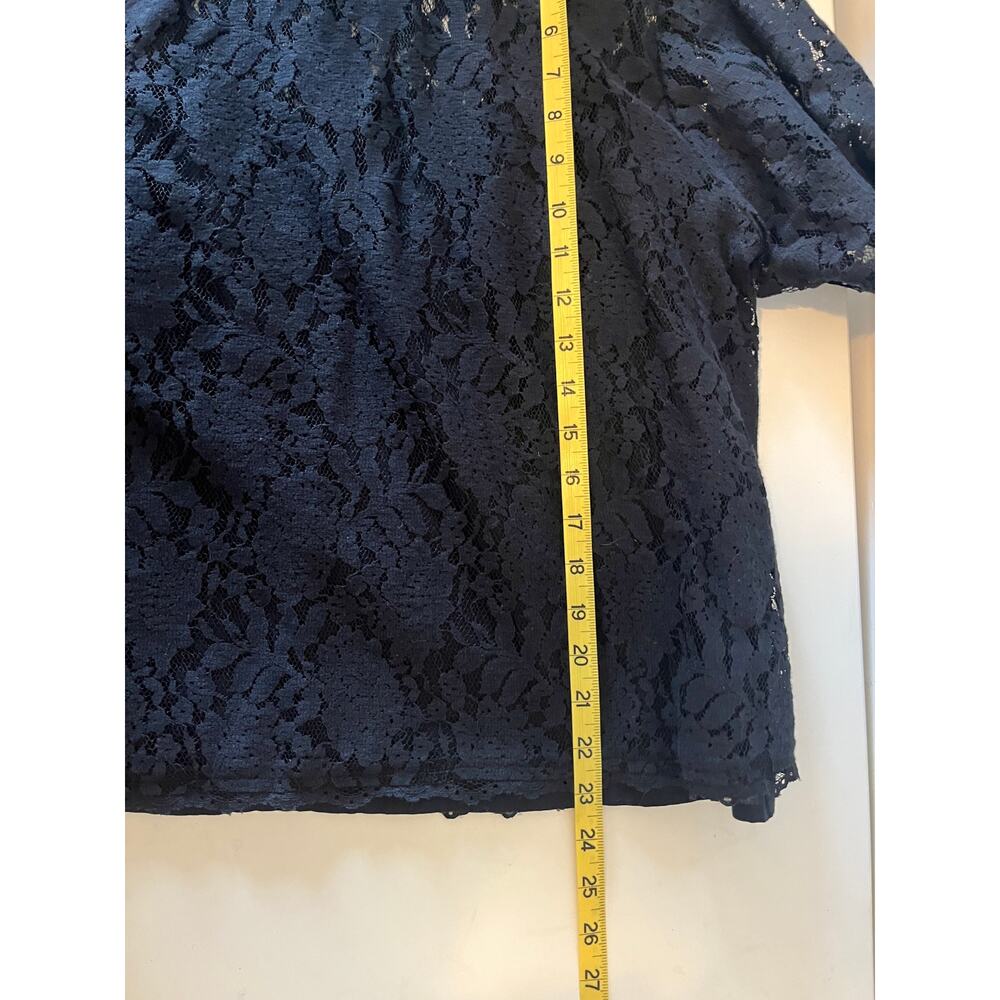 Old Navy Lace Shell Top - Picture 8 of 8